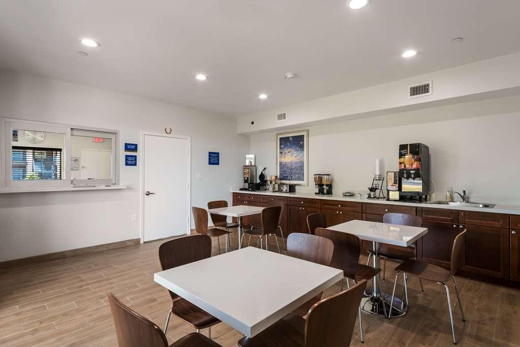 Americas Best Value Inn&Suites Porter Restaurant photo